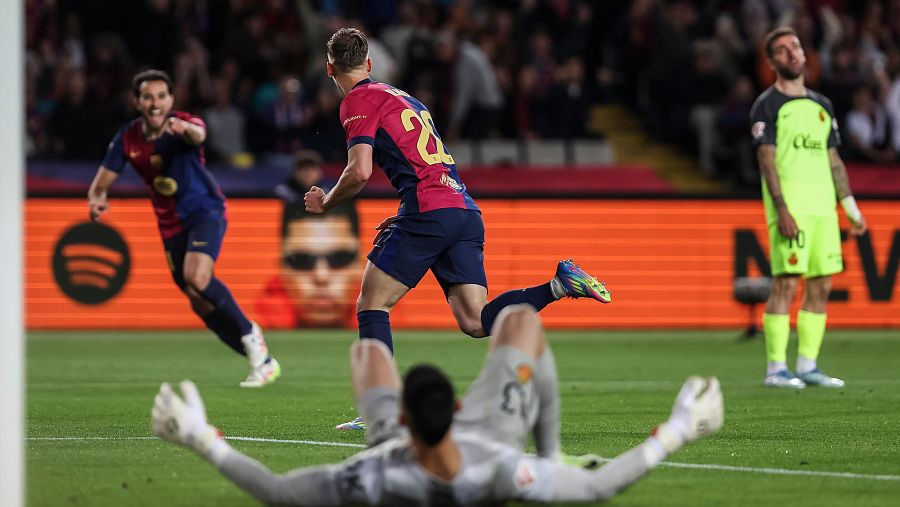 Olmo marcó el úncio gol de la noche en Montjuic.