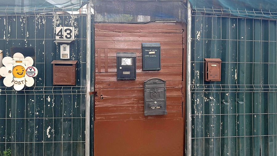 La puerta de la casa donde vivía Geneviève Jeanningros