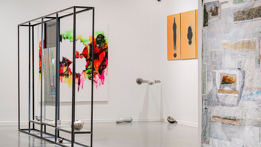 Vista de laexposición 'Veinticuatro años y un día' en La Casa Encendida (2025)