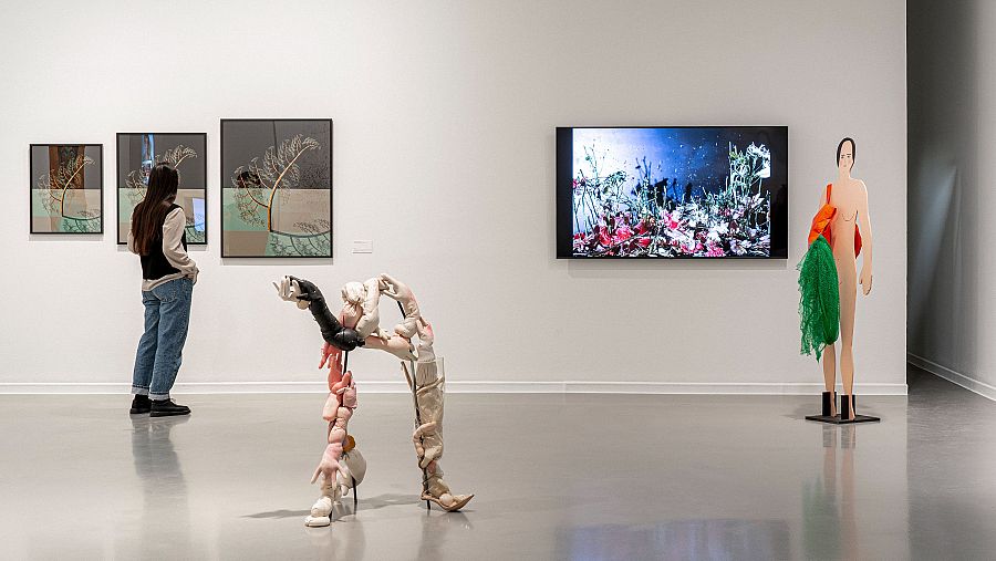 Vista de laexposición 'Veinticuatro años y un día' en La Casa Encendida (2025)