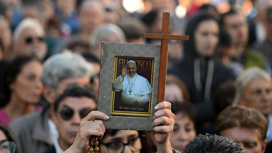 Argentina despide al papa Francisco en un multitudinario funeral