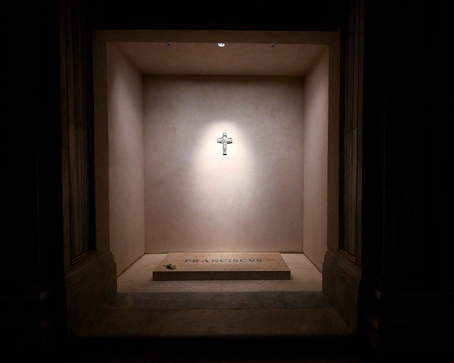Tumba del papa Francisco en la basílica de Santa María la Mayor