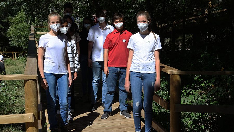 La princesa Leonor y la infanta Sofía participan en el acto del Programa Europeo #UnÁrbolporEuropa, en el Hayedo de Montejo.