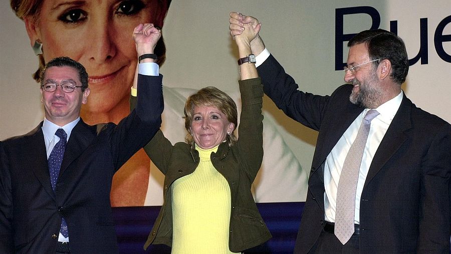 El exalcalde de Madrid Alberto Ruiz Gallardón en campaña electoral junto con Esperanza Aguirre y Mariano Rajoy