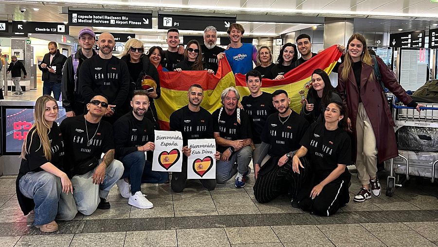 Melody y la delegación española llegan a Suiza