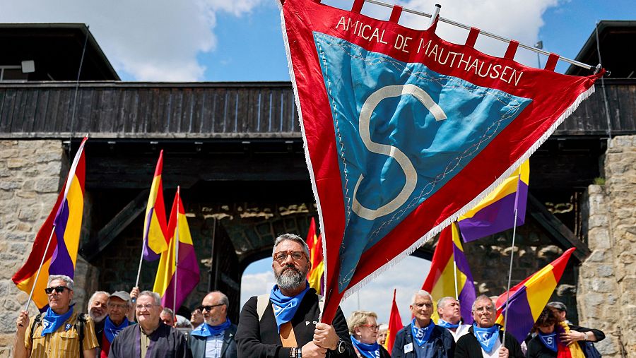 Los reyes rinden homenaje a los españoles de Mauthausen