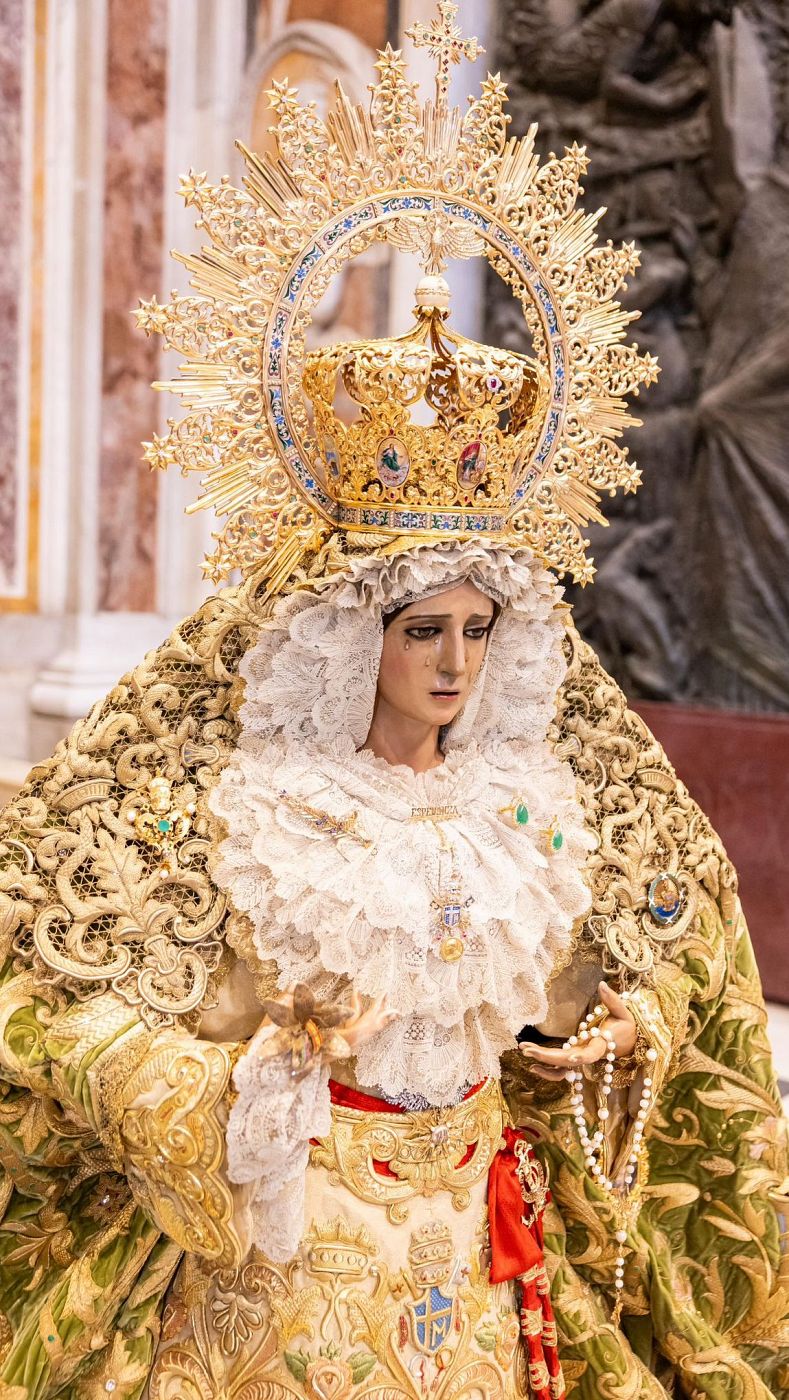 María Santísima de la Esperanza de Málaga