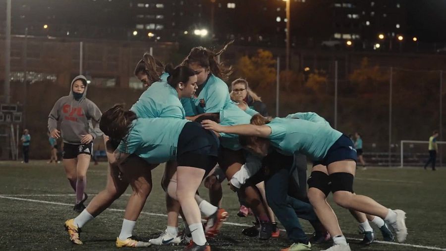 Jugadores de rugbi del Barça durant un entrenament