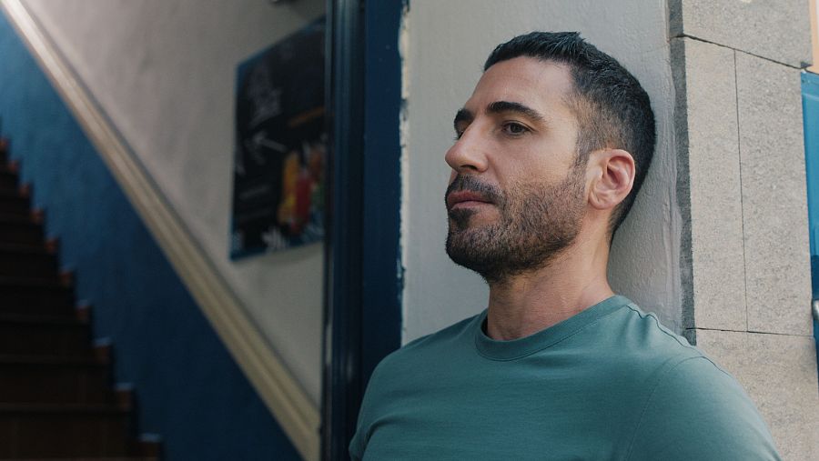 Miguel Ángel Silvestre es Raúl Morales