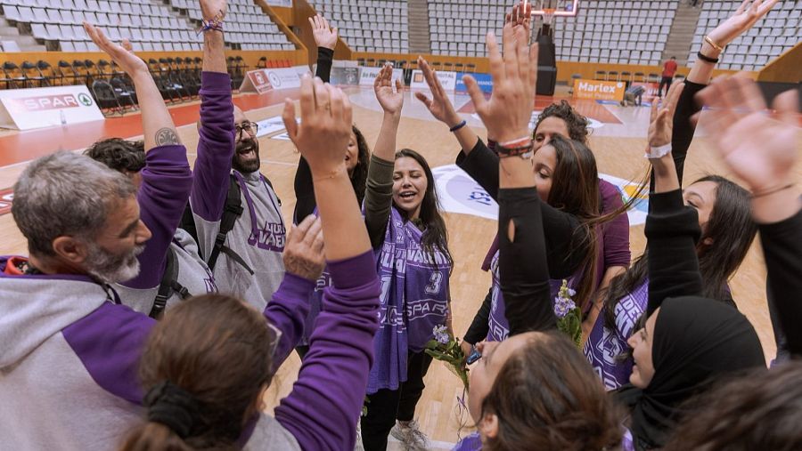 'Aliadas', la historia del primer equipo de baloncesto femenino en Shatila y en el Líbano