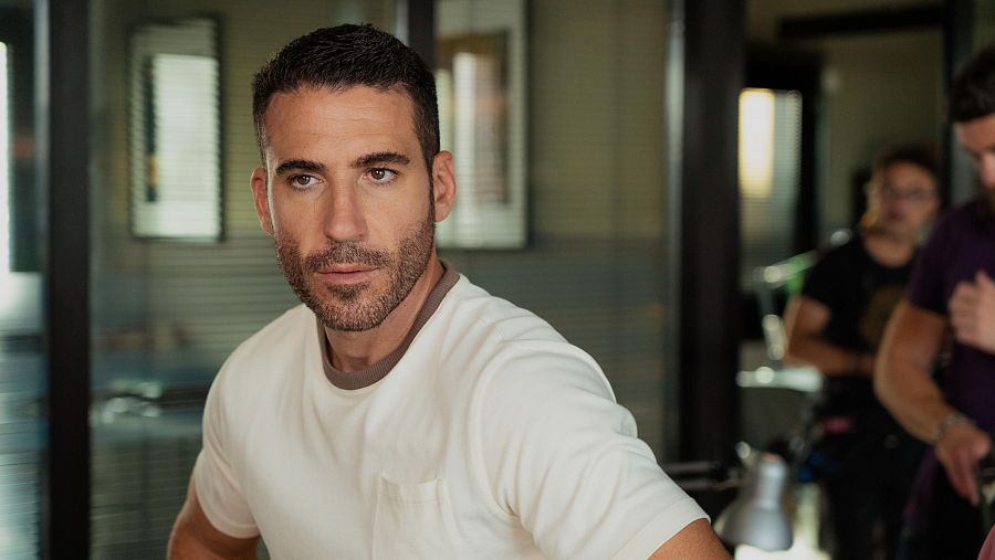 Miguel Ángel Silvestre en 'Weiss & Morales'
