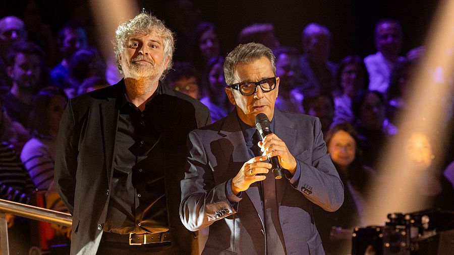 Buenafuente y Raúl Cimas, en el primer programa de 'Futuro imperfecto'