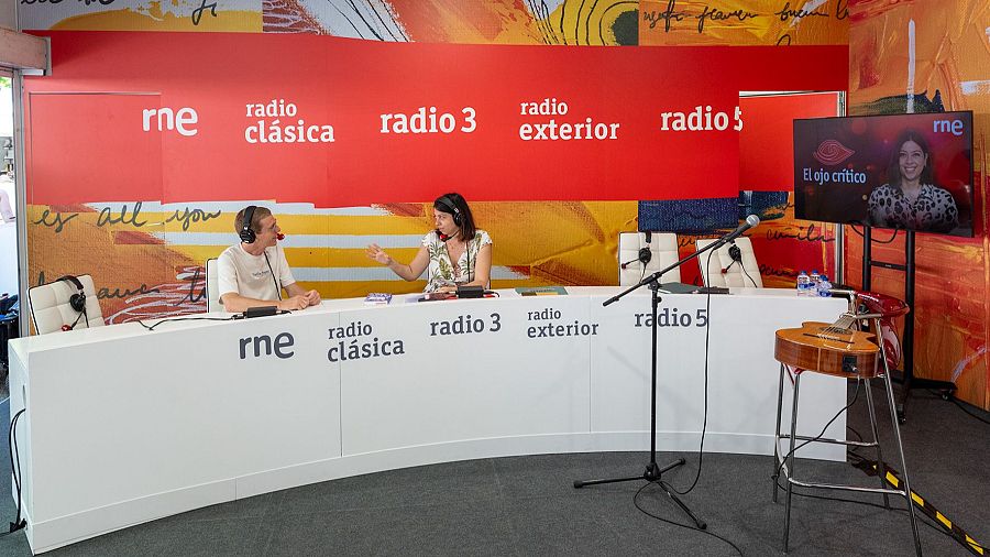 Estand de RTVE en la Feria del Libro de Madrid 2025
