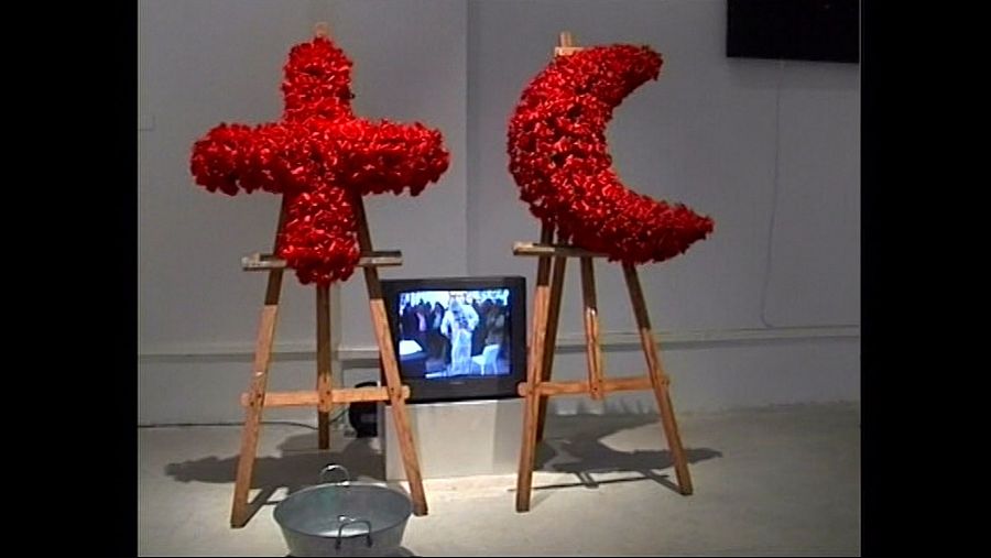 Obra de Mounir Fatmi y Pedro Déniz en Espacio C