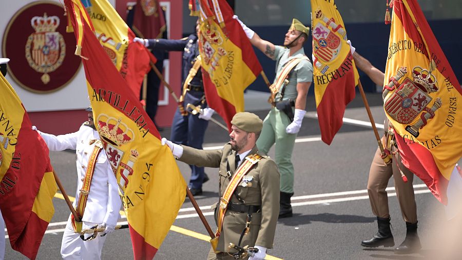 Desfile del Día de las Fuerzas Armadas 2025 en Santa Cruz de Tenerife.