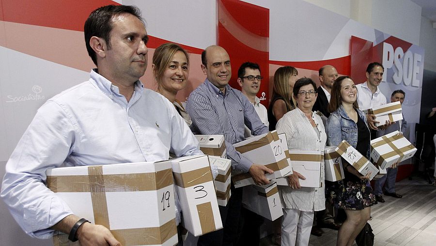 Varios miembros del equipo de Pedro Sánchez, entonces candidato a secretario general del PSOE (2014)