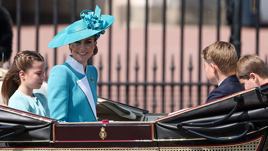 Tercer desfile por el cumpleaños del rey Carlos III