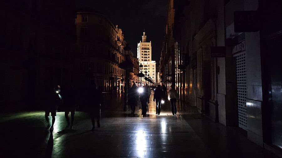 Calle Larios, en Málaga, durante el apagón del pasado 28 de abril.
