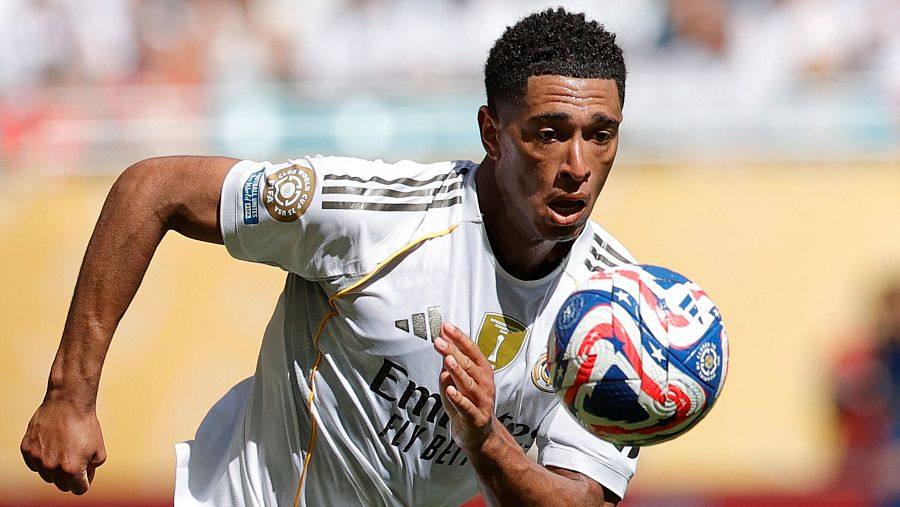 Bellingham durante el partido ante el Al Hilal.