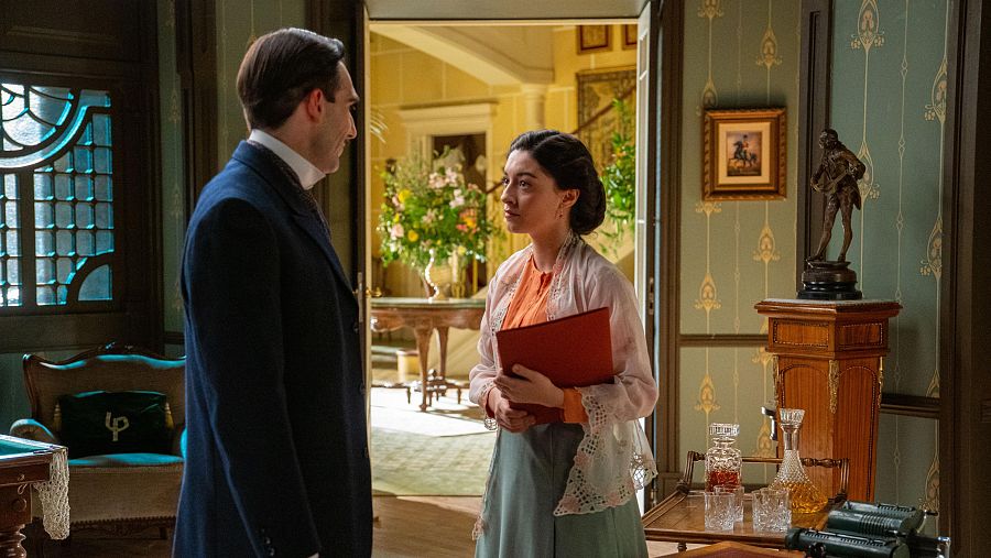 La Promesa: Ángela recibe una carta del hombre al que agredió