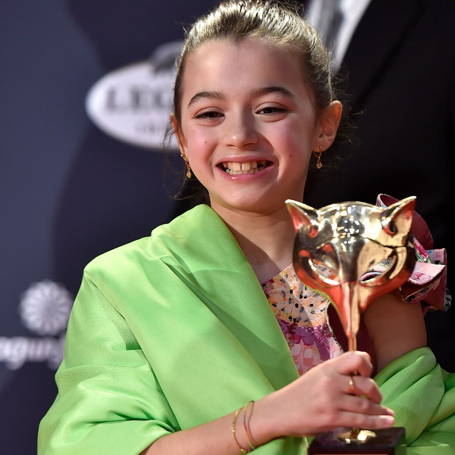 Conoce la trágica historia Ekai, el joven trans inspiró '20.000 especies de abejas'