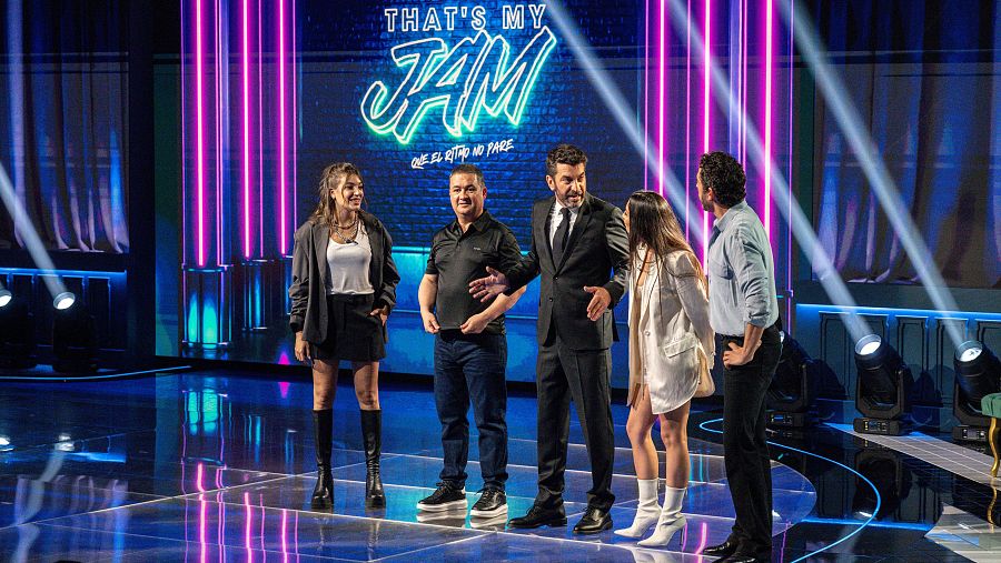 Ana Guerra deja a todos sin palabras con su ristra de boleros