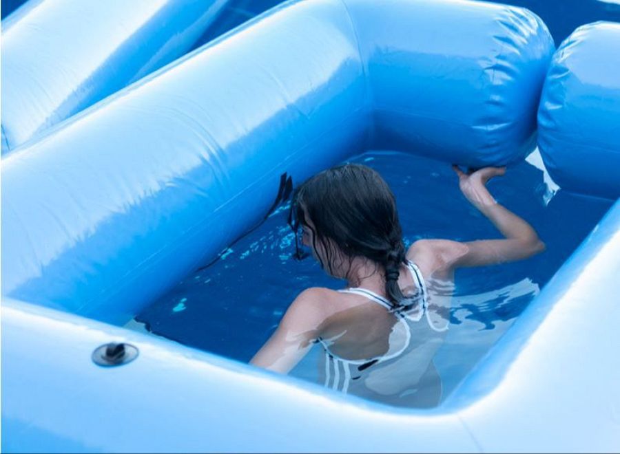 'Hello Everyone' de Laia Estruch en el Reina Sofía