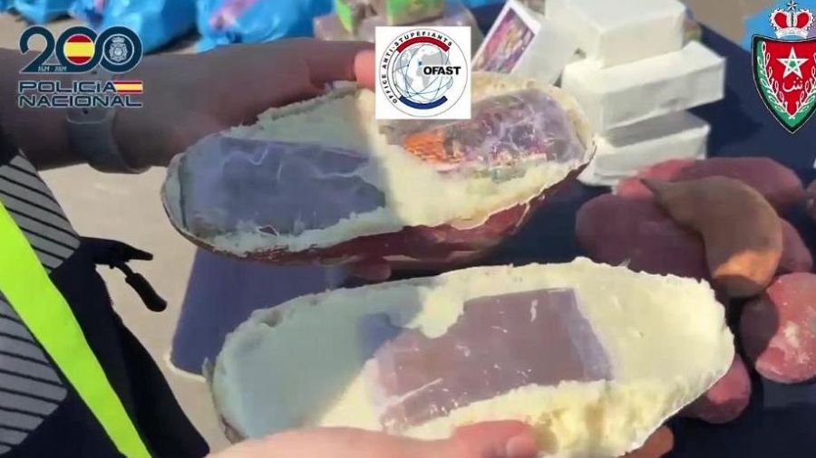 Parte de la droga intervenida se encontraba en el interior de unas batatas