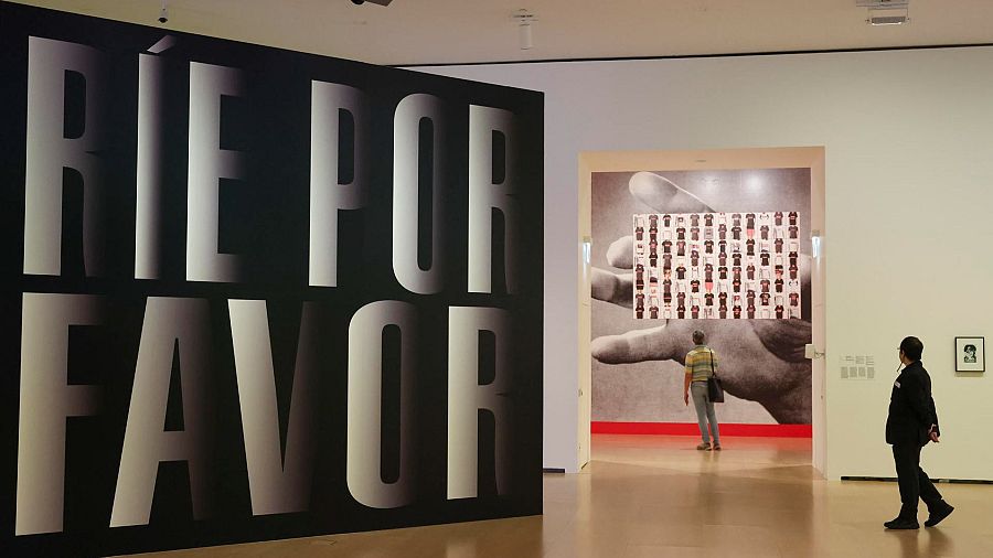Barbara Kruger en el Guggenheim Bilbao