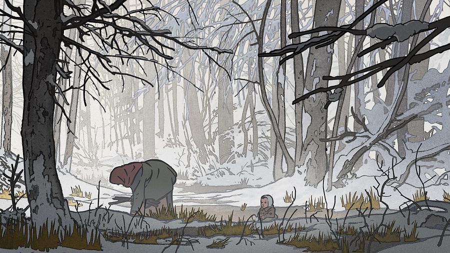 Mujer con gorro rojo y bebé en un bosque nevado.  Atmósfera fría y misteriosa.  Posible escena de supervivencia o vínculo familiar.