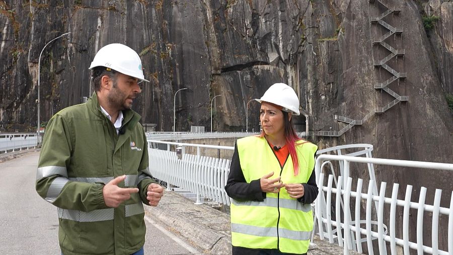 Un reportaje que se adentra en el entramado del sistema eléctrico