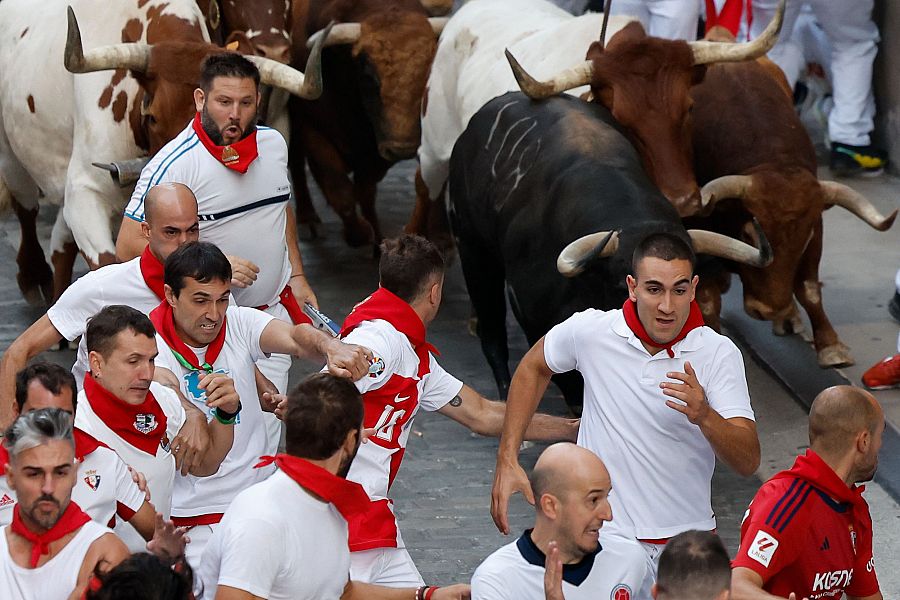 San Fermín 2025: los rápidos y peligrosos toros de Jandilla, protagonistas del quinto encierro de los Sanfermines