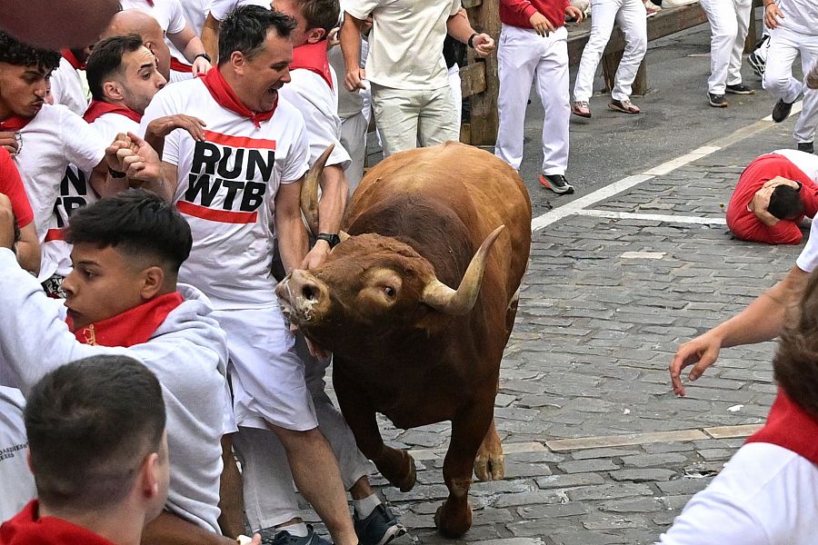 San Fermín 2025: los veloces Jandilla han imprimido a la carrera un ritmo imposible