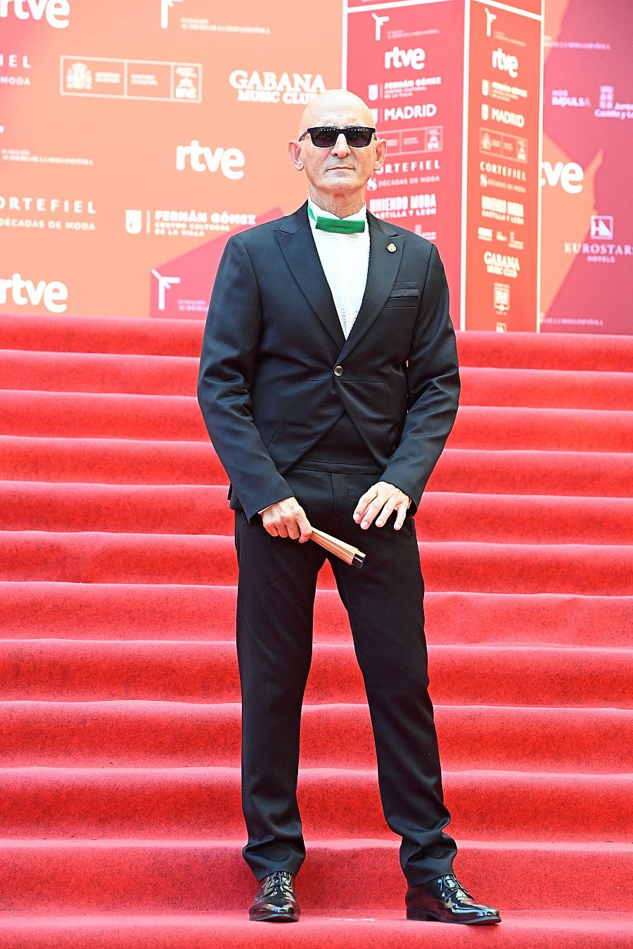 Modesto Lomba en la alfombra roja de los Premios Academia de la Moda Española 2025