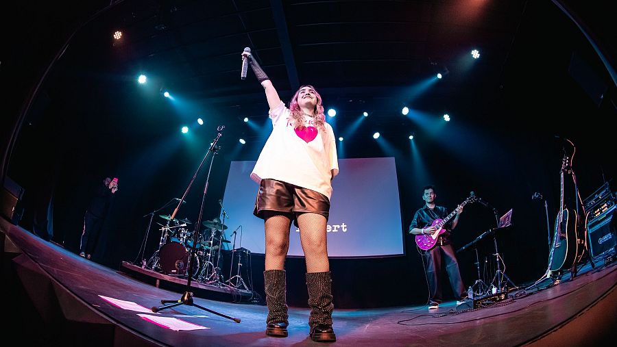 Ela Taubert, de TikTok a cantar amb Karol G i col·laborar amb Aitana