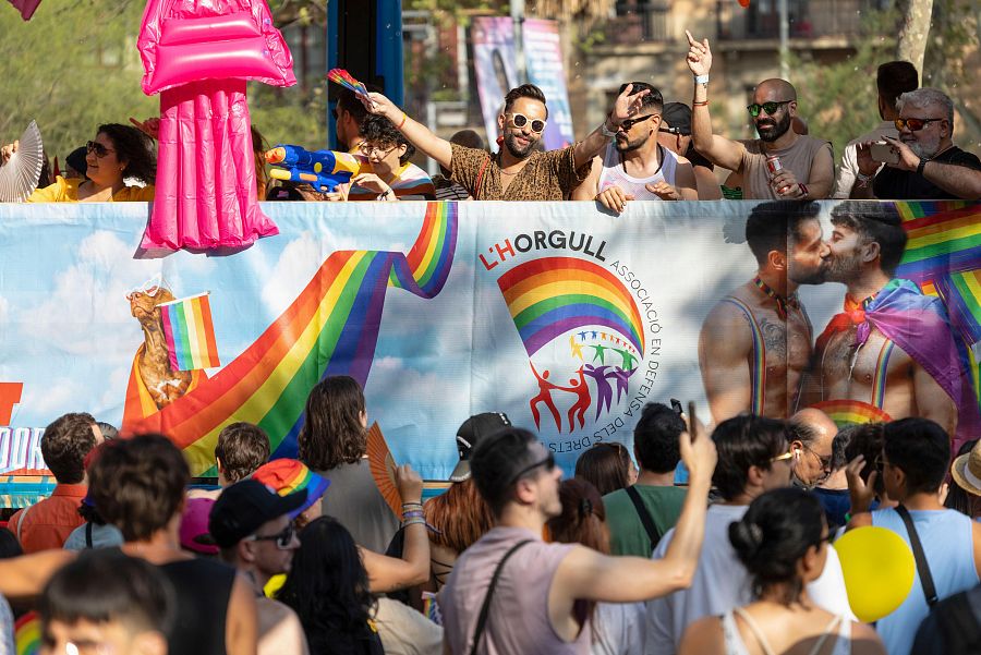 Manifestación de la comunidad LGTBI+ celebrada este sábado en la ciudad condal con motivo del Pride Barcelona
