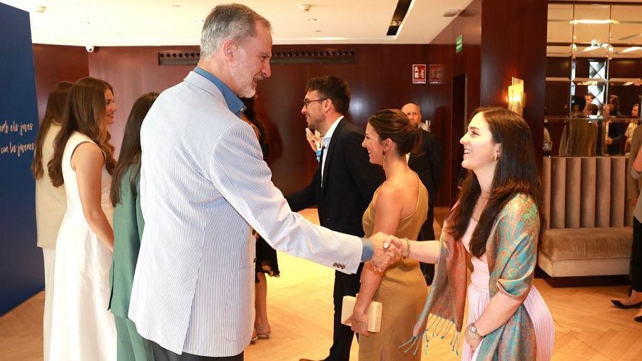 Los reyes se reúnen con los premiados de esta edición