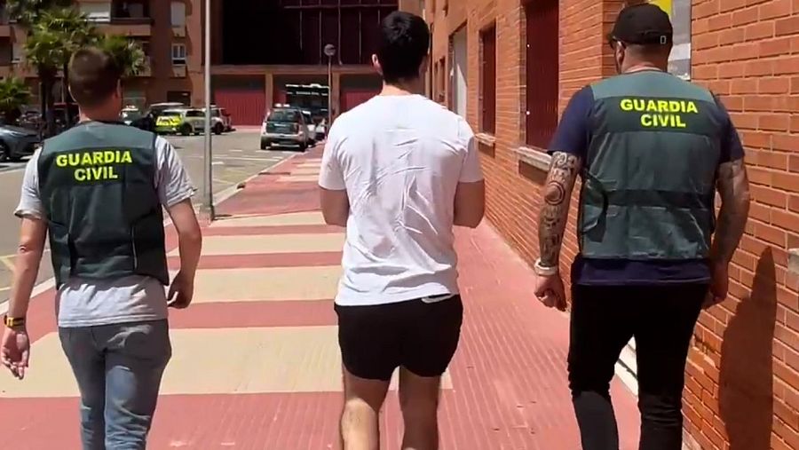 Los detenidos grababan sin su consentimiento a amigas, conocidas y compañeras de universidad.