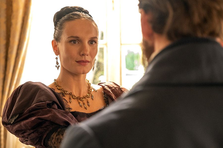 Ana Girardot como Mercedes en 'El conde de Montecristo'