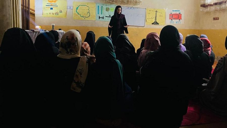 Una de las escuelas clandestinas fundadas por SRAK