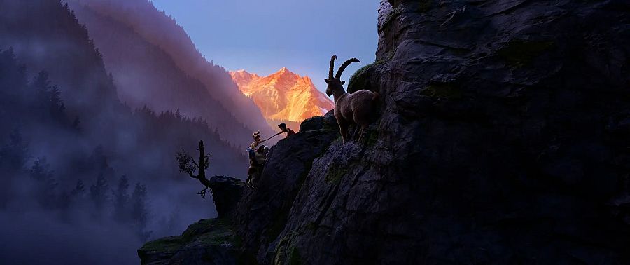 Siluetas de dos niños en peligro sobre rocas, observados por una cabra montés. Atardecer en un paisaje montañoso con niebla.