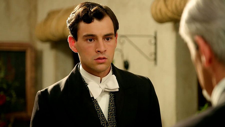 La Promesa: Cristóbal aparta a Curro de las labores de rastreo