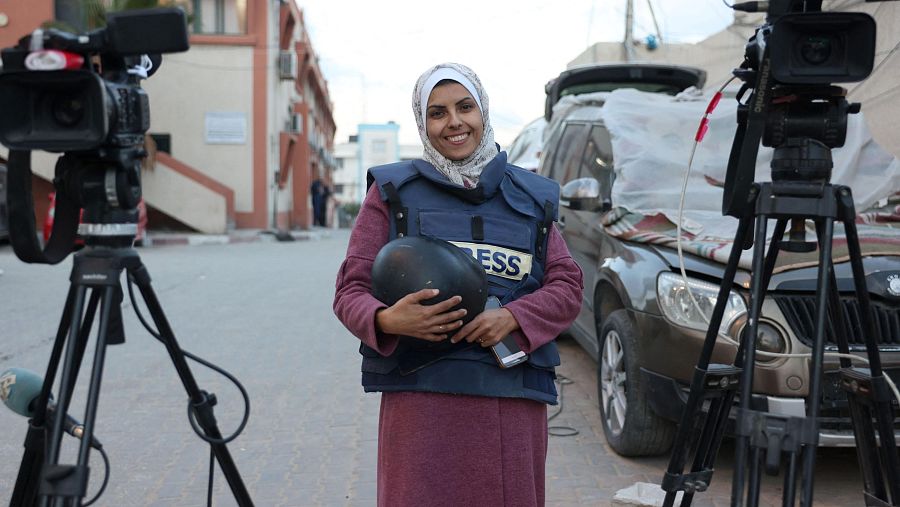 Mariam Dagga, periodista palestina que trabaja como freelance para AP desde el comienzo de la guerra.