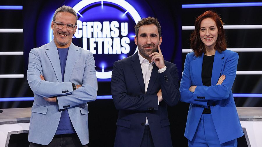 Aitor Albizua presenta 'Cifras y Letras' con los expertos Elena Herraiz y David Calle