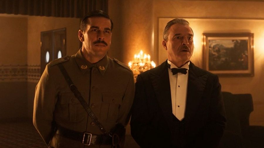 Mario Casas y Alberto San Juan, en 'La cena'.