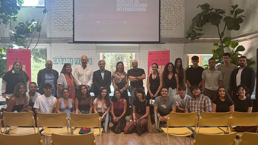 Inauguración Máster Reporterismo Intenacional en el parque del Retiro