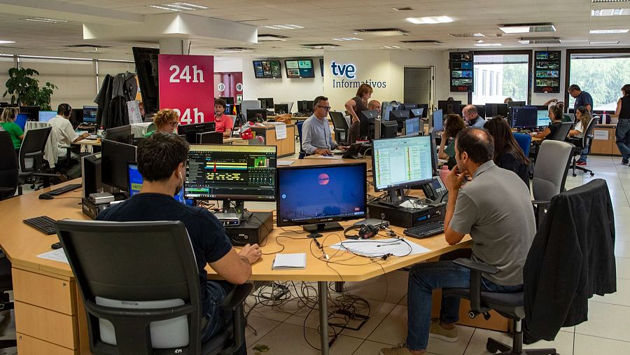 La mesa central de Informativos, en Torrespaña