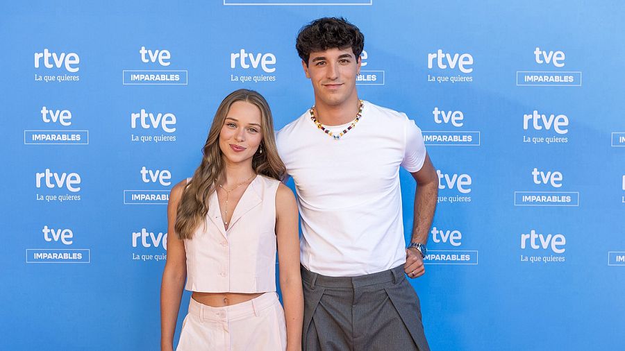 Aina Garriga y Hugo Pérez presentan el nuevo programa de Clan