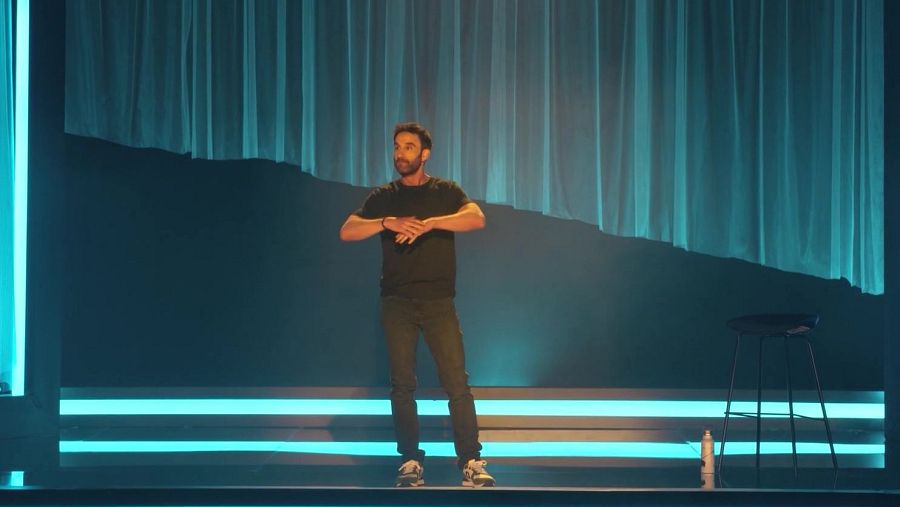 Dani Rovira durante el monólogo 'Vale la Pena'