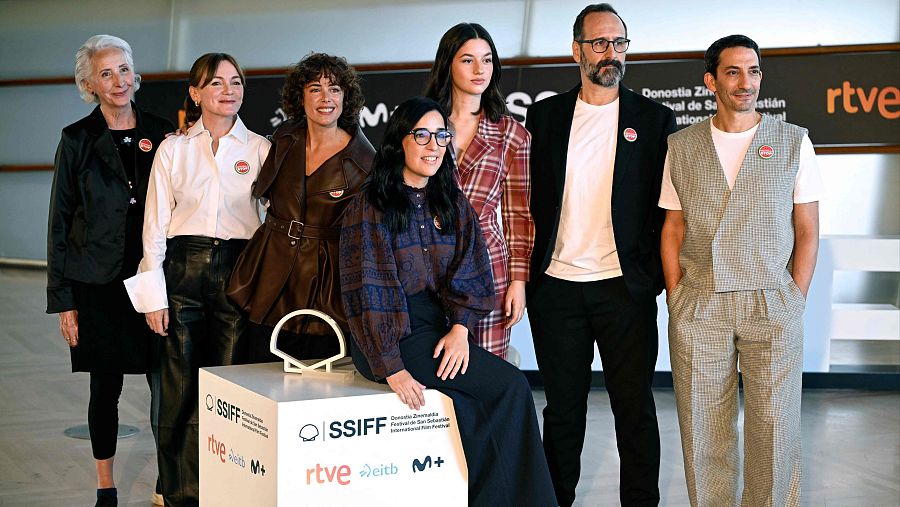 El equipo de 'Los domingos', en San Sebastián.